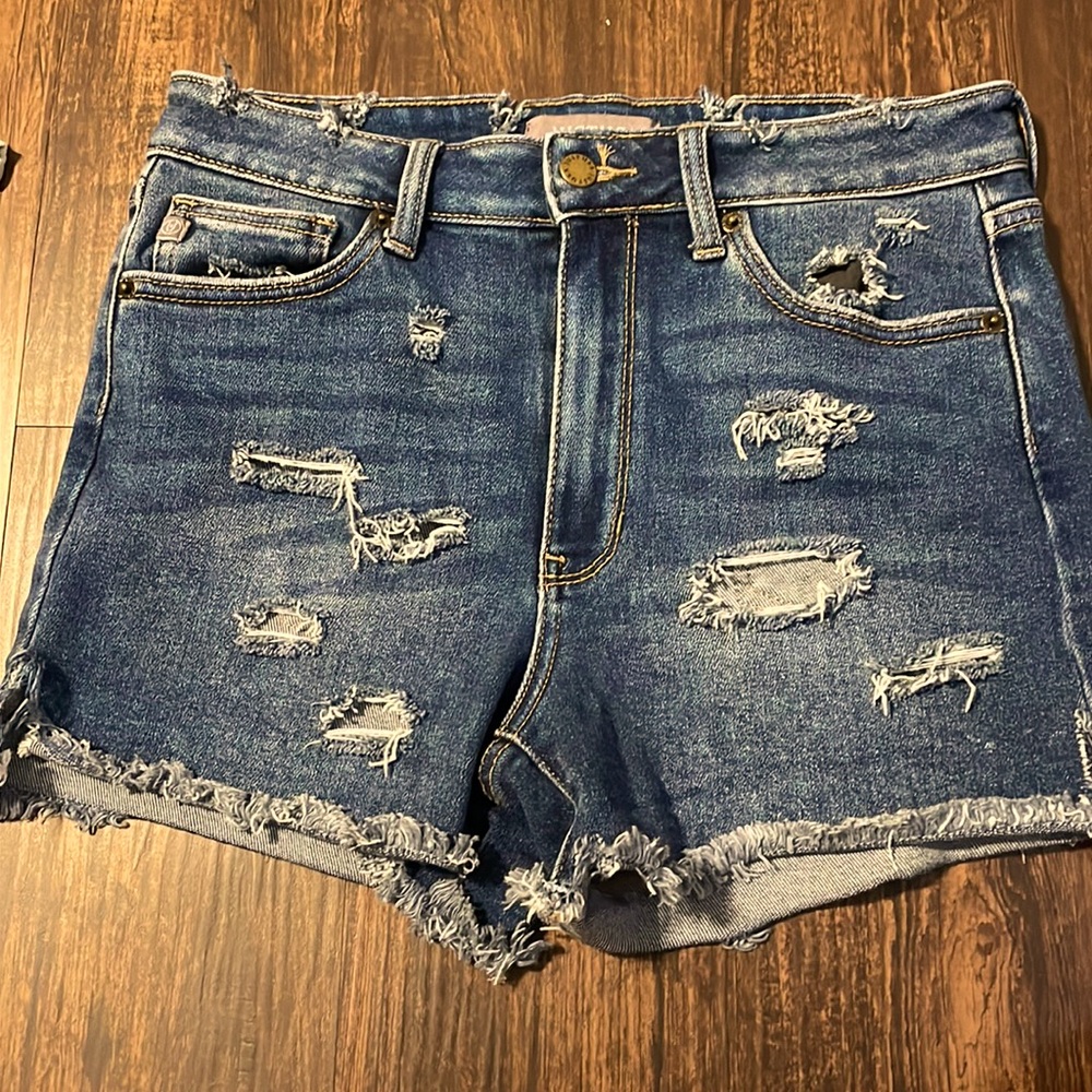 Just USA brand NWOT distressed shorts size M